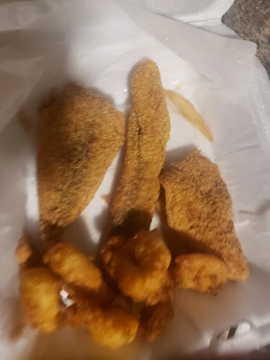 Blue Lakes Fresh Fish and wings and chicken fry photo 2